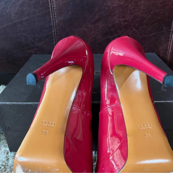 GUCCI Vernice Crystal New Raspberry Patton Leather Peep Toe Heels - EUC - Picture 8 of 12